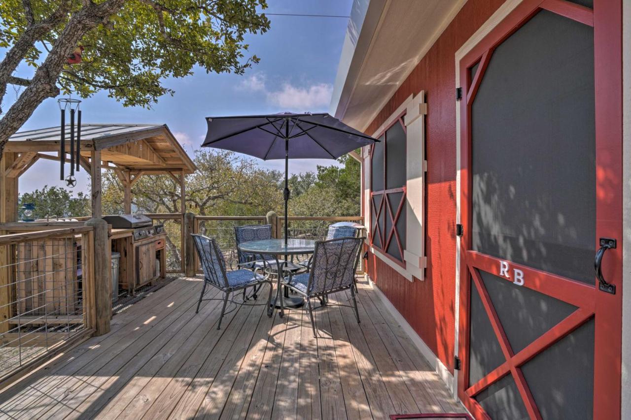 Kerrville Converted Barn Tiny Home With Kayaks! Ngoại thất bức ảnh